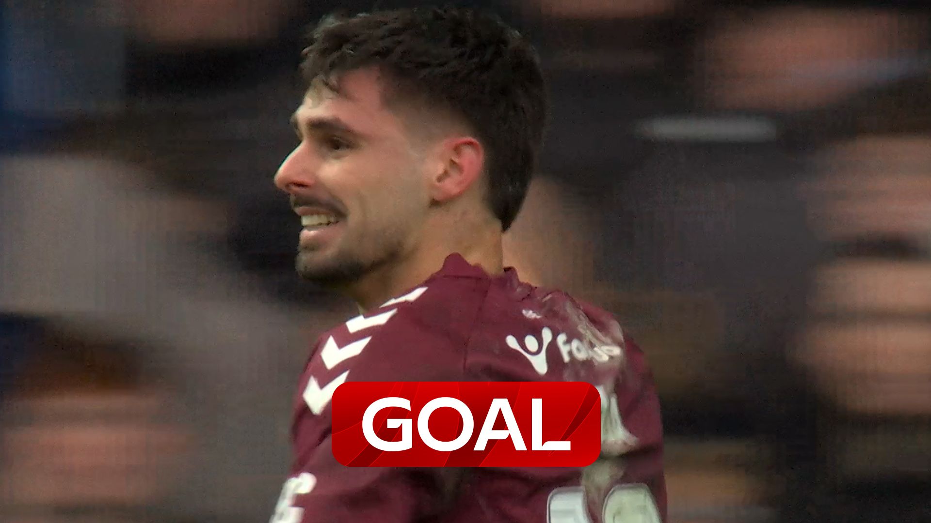 'What a game we have!' | Braga puts Hearts ahead with a well taken header 