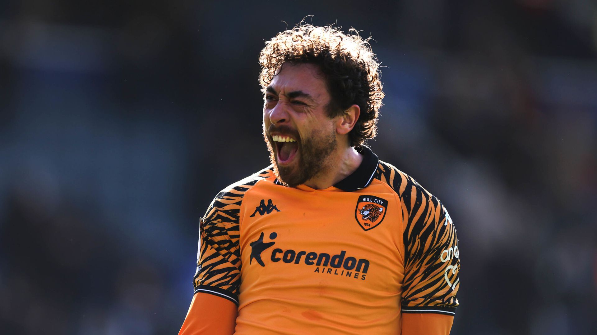 Hull edge win at Portsmouth