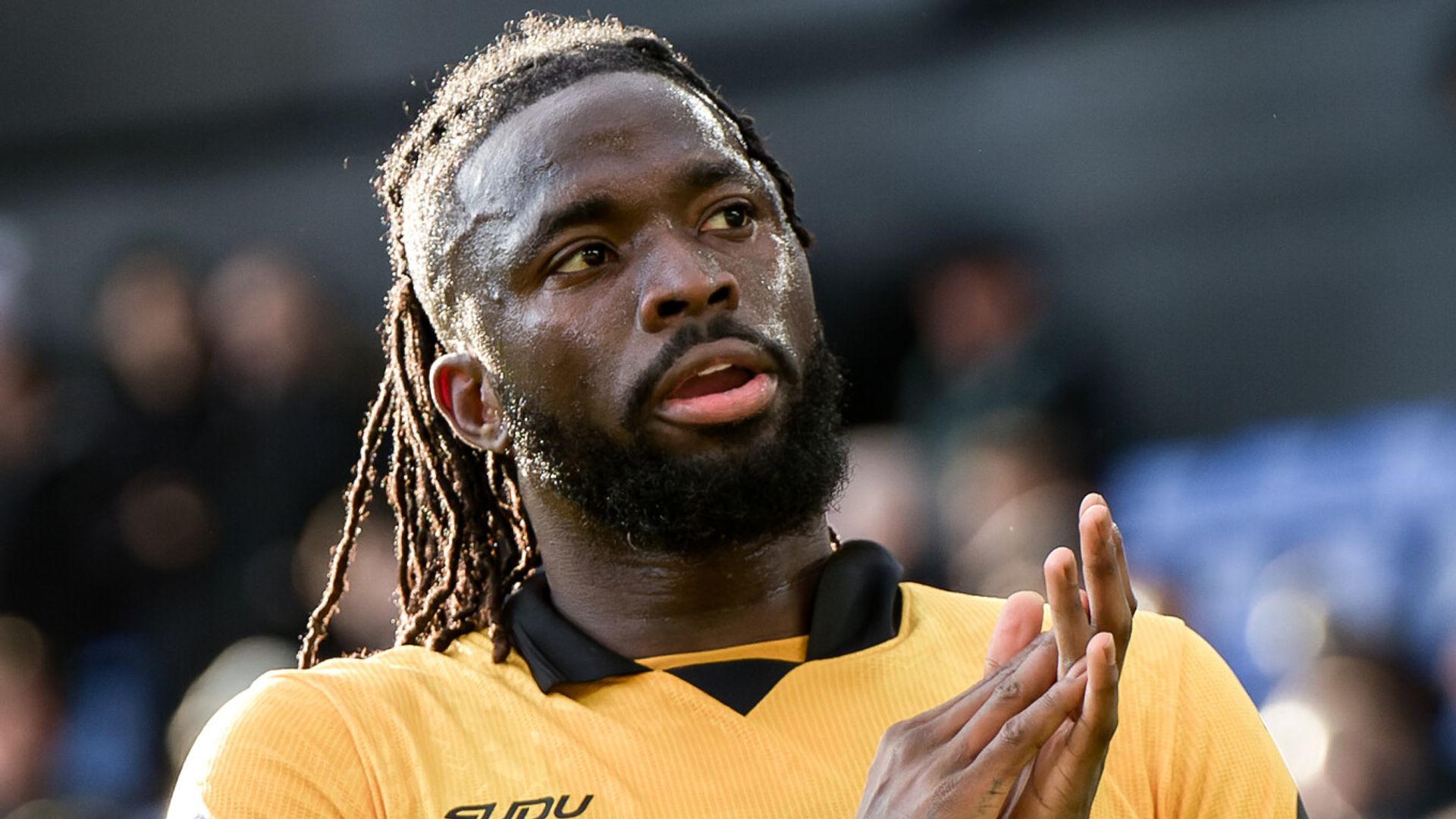 EFL latest: Arokodare defends his professionlism after training ground row