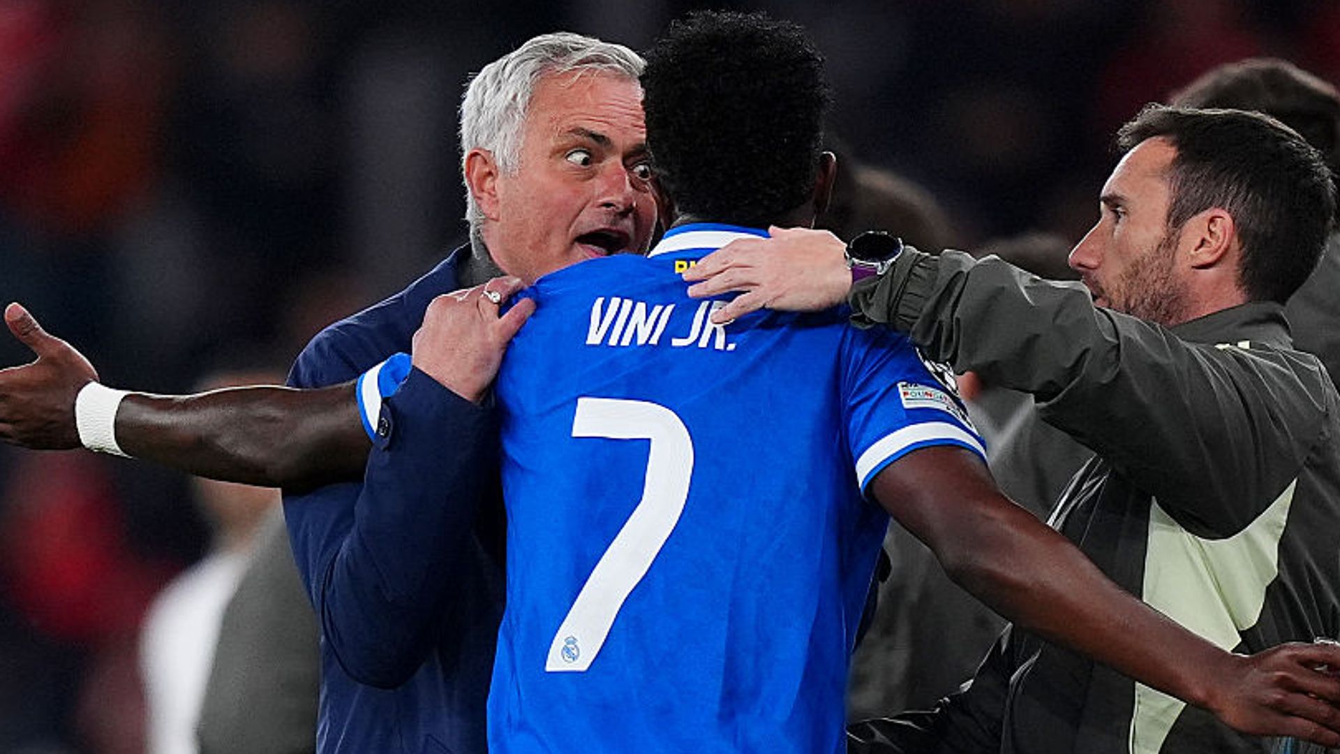 'Hypocrisy ' - Pundits criticise Mourinho's 'big mistake' after Vinicius racism row