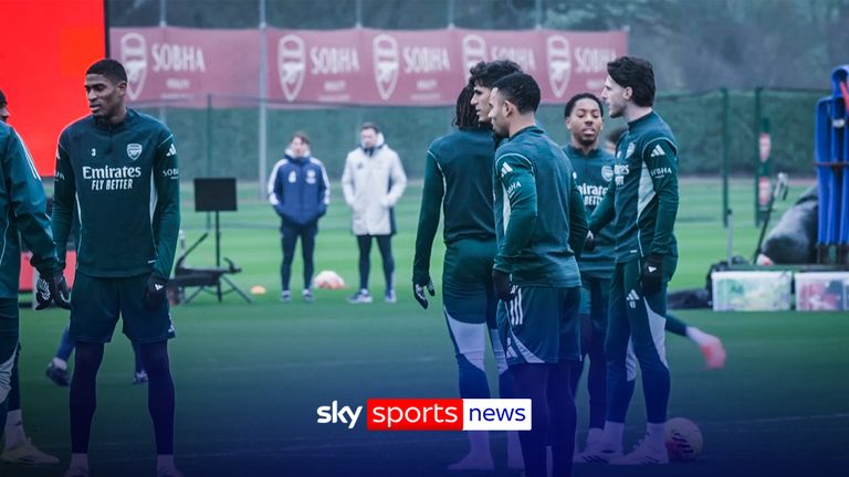 Sky Sports reporter Gail Davis has the latest from Arsenal training as they prepare to face Sunderland at the weekend.