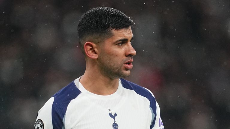 Cristian Romero of Tottenham Hotspur looks on during the game against Eintracht Frankfurt