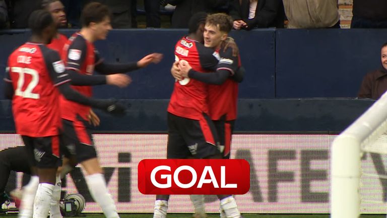 Jake Richards’ cool finish gives Luton the lead against Bradford