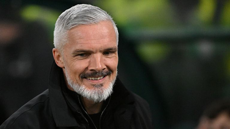 EDINBURGH, SCOTLAND - FEBRUARY 4: Jim Goodwin Dundee Utd head coach is all smiles before the William Hill Premiership match between Hibernian and Dundee United at Easter Road on February 4, 2026 in Edinburgh, Scotland. (Photo by Callum Landells/Getty Images)