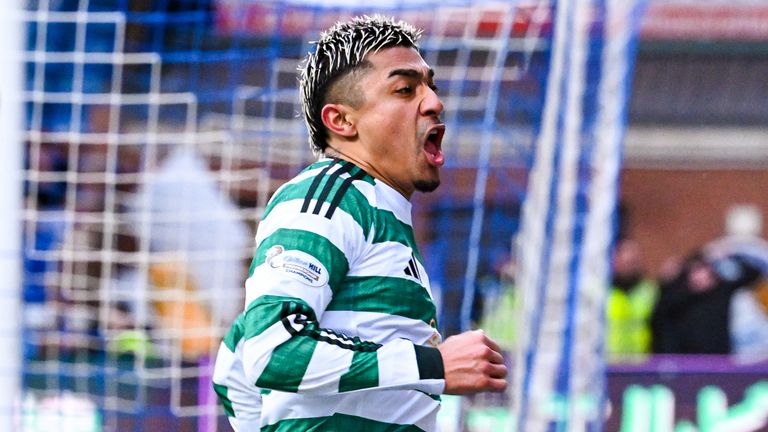 KILMARNOCK, SCOTLAND - FEBRUARY 15: Celtic's Julian Araujo celebrates scoring to make it 3-2 during a William Hill Premiership match between Kilmarnock and Celtic at BBSP Stadium Rugby Park, on February 15, 2026, in Kilmarnock, Scotland. (Photo by Rob Casey / SNS Group)