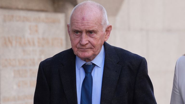 Anche Keith Davies si è dichiarato colpevole di un'accusa su salute e sicurezza