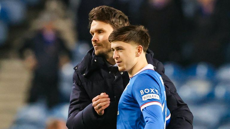 GLASGOW, SCOTLAND - DECEMBER 15: Rangers' Mikey Moore (R) and Head Coach Danny Rohl at full time during a William Hill Premiership match between Rangers and Hibernian at Ibrox Stadium, on December 15, 2025, in Glasgow, Scotland. (Photo by Alan Harvey / SNS Group)