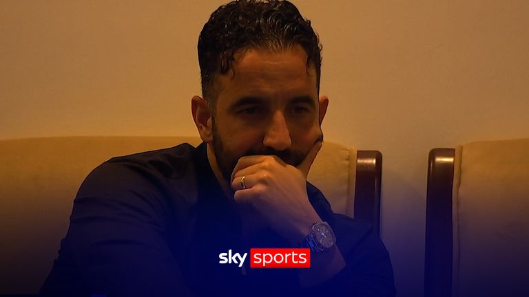 Ruben Amorim watching Carlos Alcaraz