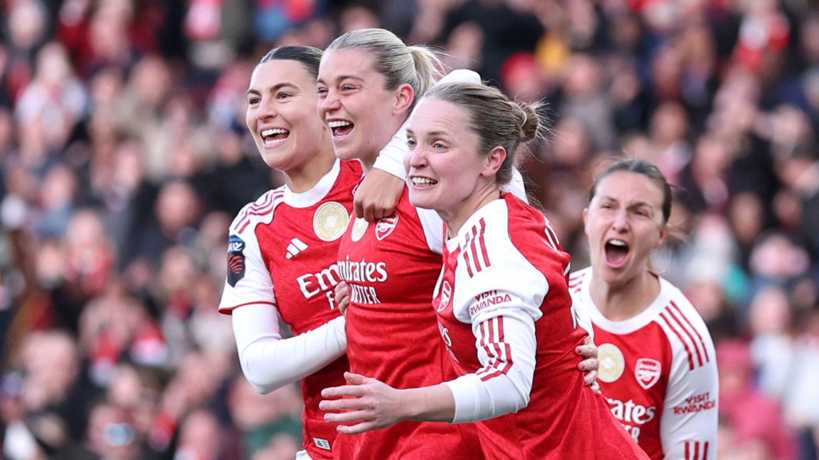What is Alessia Russo's best role for Arsenal - is she most effective as a No 10 or striker?
