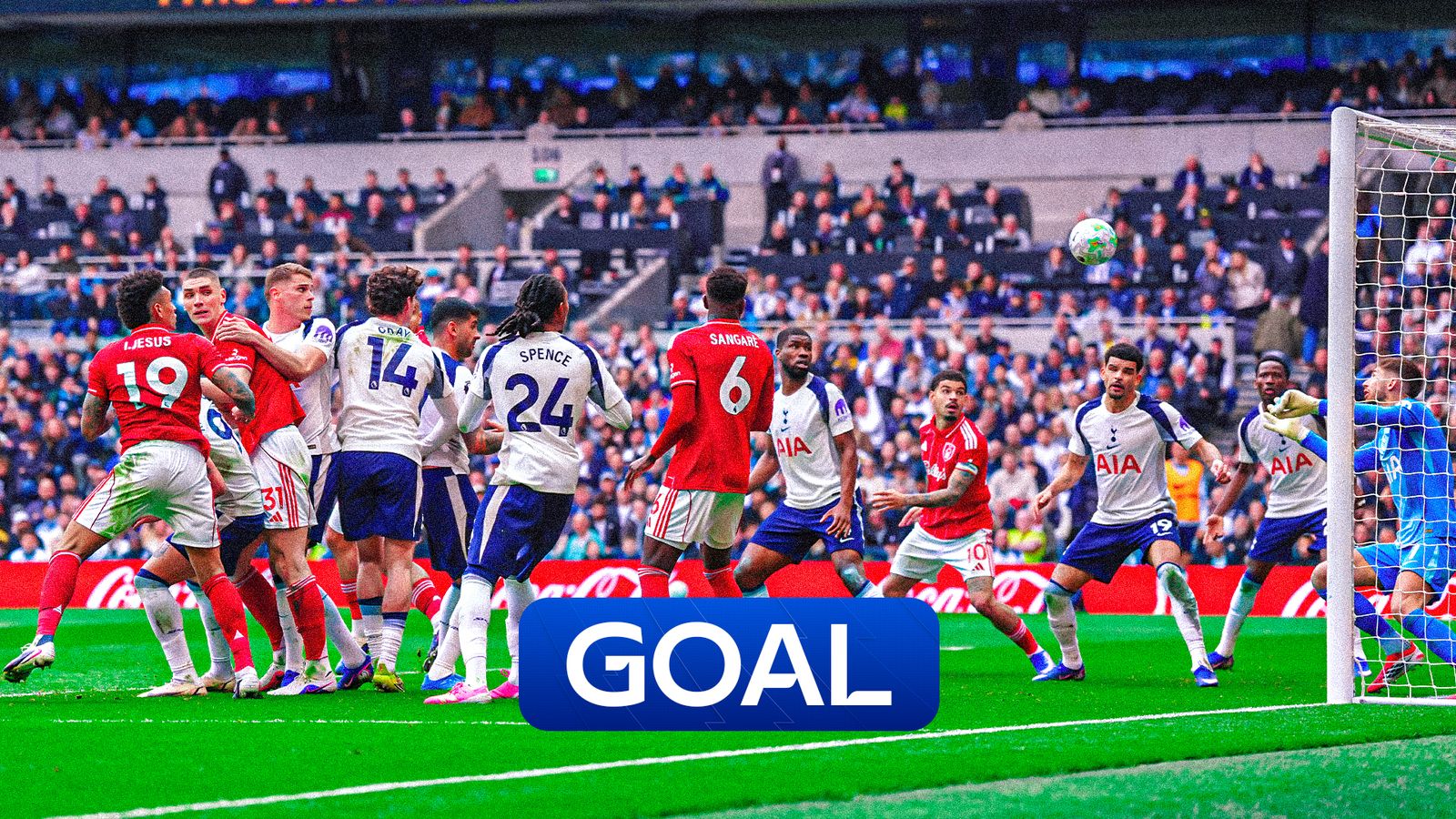 Spurs vs Nottingham Forest: Igor Jesus heads in corner as Forest take the lead just before half-time! - Sky Sports