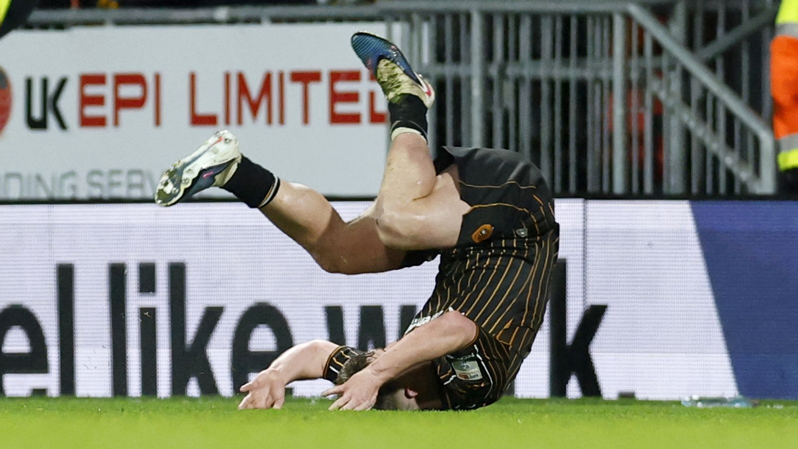 Wrexham 1-2 Hull City: Tigers claim big win at play-off rivals