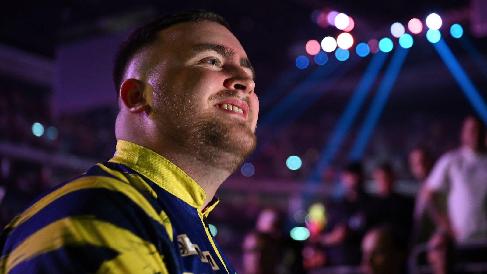 Premier League Darts: Luke Littler beats Michael van Gerwen in Berlin final to take top spot from Jonny Clayton