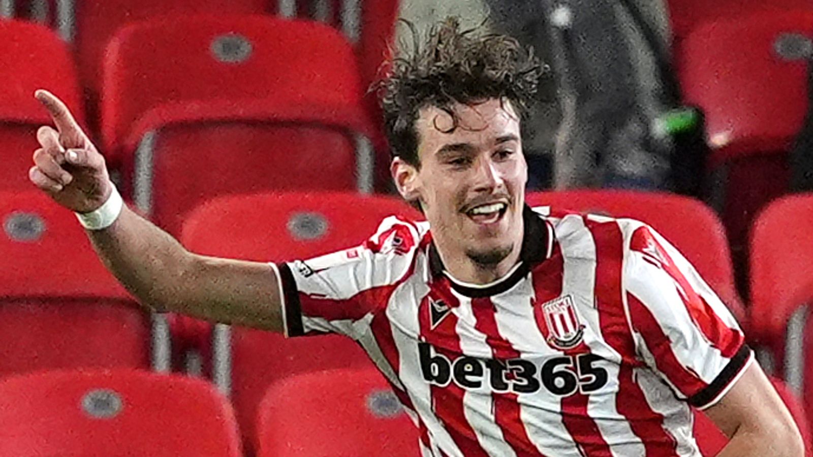 Stoke City 3-3 Ipswich Town: Milan Smit's stoppage-time penalty holds Tractor Boys