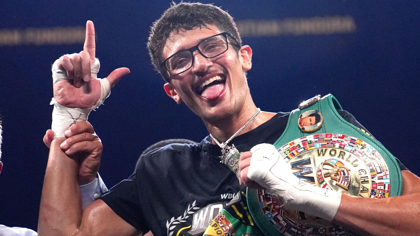 Sebastian Fundora demolishes Keith Thurman in Las Vegas to retain WBC super-welterweight title