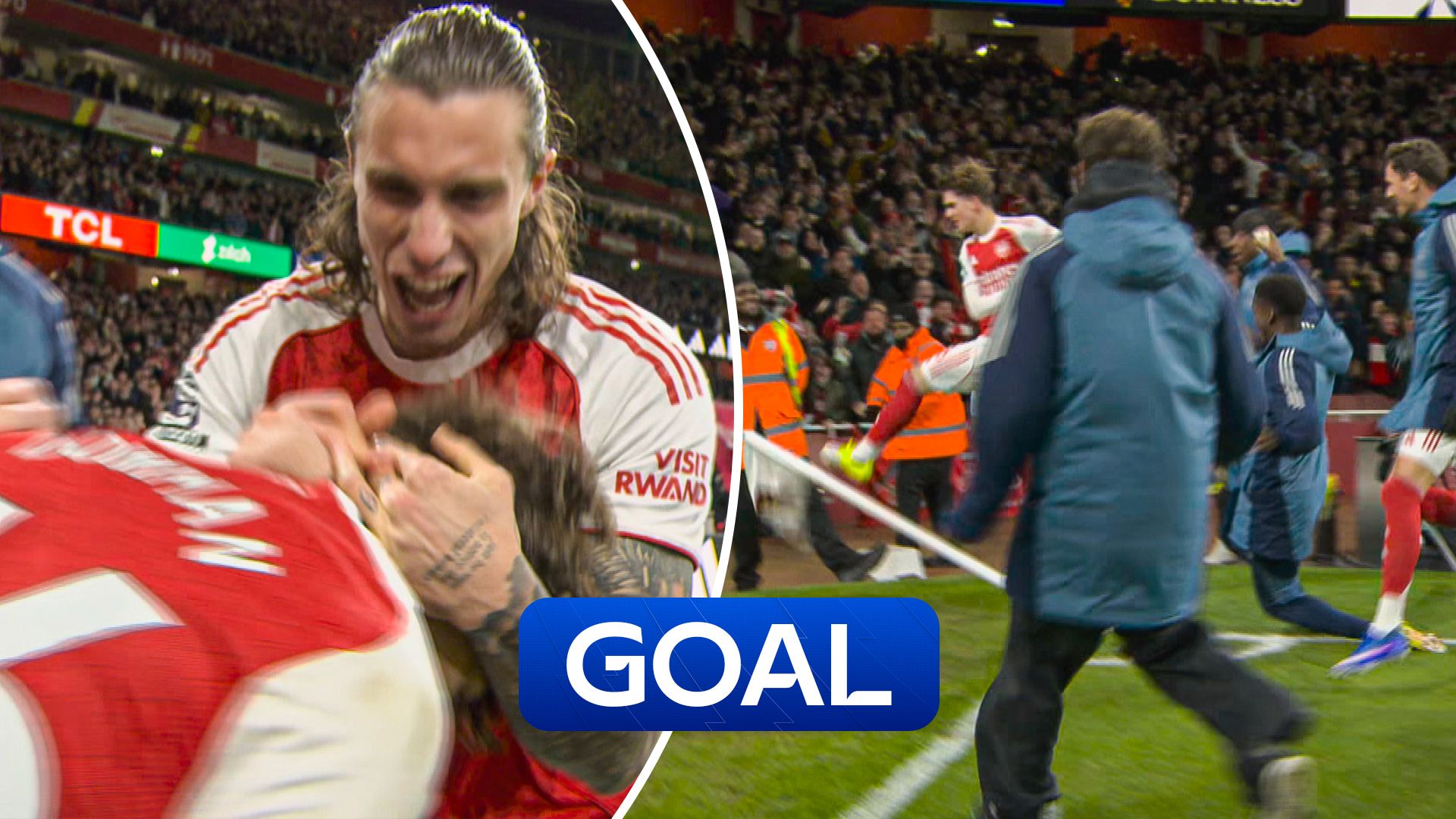 WILD celebrations at the Emirates as Dowman becomes PL's youngest scorer!