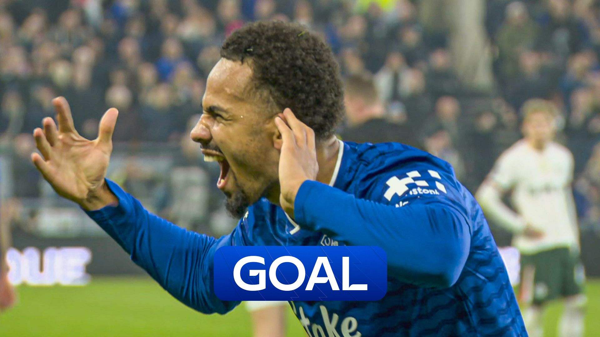 Stunning finish from Ndiaye puts Everton THREE up against Chelsea!
