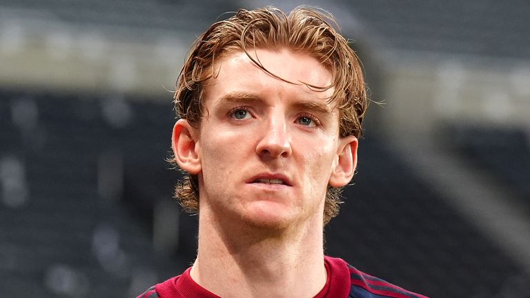 Anthony Gordon began Newcastle's Champions League last-16 first-leg tie with Barcelona on the bench