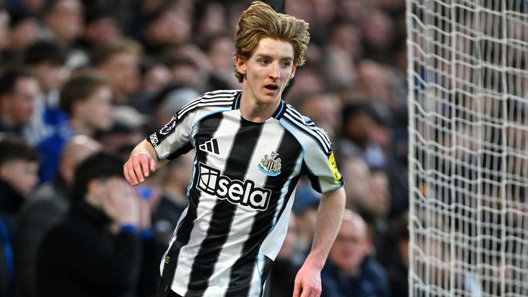 Anthony Gordon wheels away after giving Newcastle the lead at Stamford Bridge