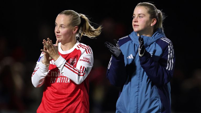 Beth Mead and Alessia Russo have been visiting the Gunner Girls ahead of Saturday's North London derby