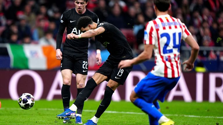 Dominic Solanke scores the second goal for Spurs