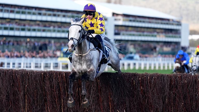Il Etait Temps ridden by Paul Townend on their way to winning the BetMGM Queen Mother Champion Chase
