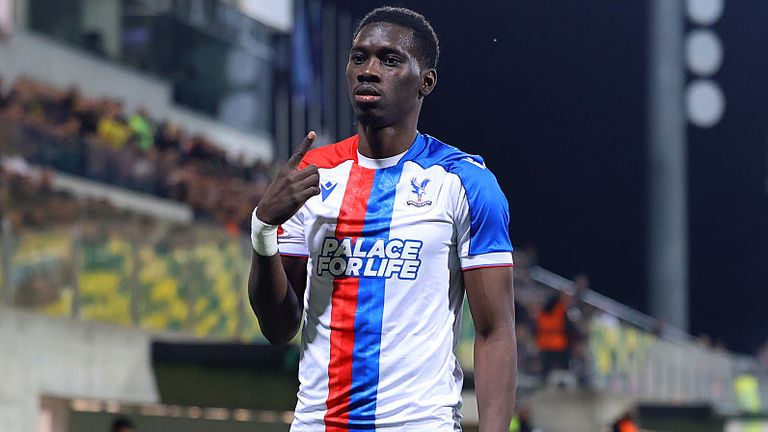  Ismaila Sarr celebrates after putting Crystal Palace ahead