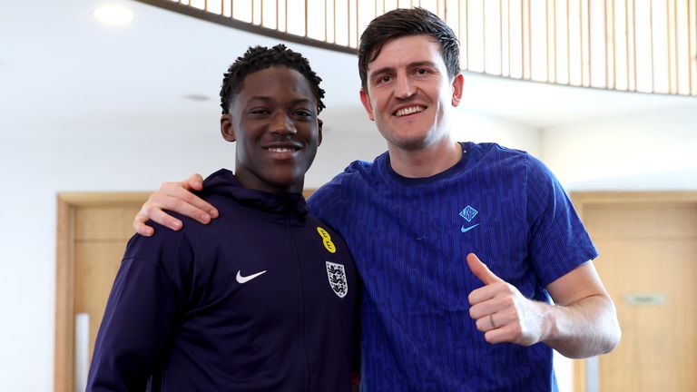 Harry Maguire ja Kobbie Mainoo voivat olla Englannin managerin Thomas Tuchelin ensimmäiset Manchester Unitedin pelaajat