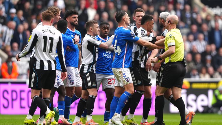 Howe believes Newcastle are not that far away from their best despite the defeat to Sunderland