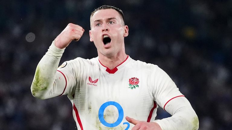 Tom Roebuck has given his backing to Steve Borthwick as England head coach