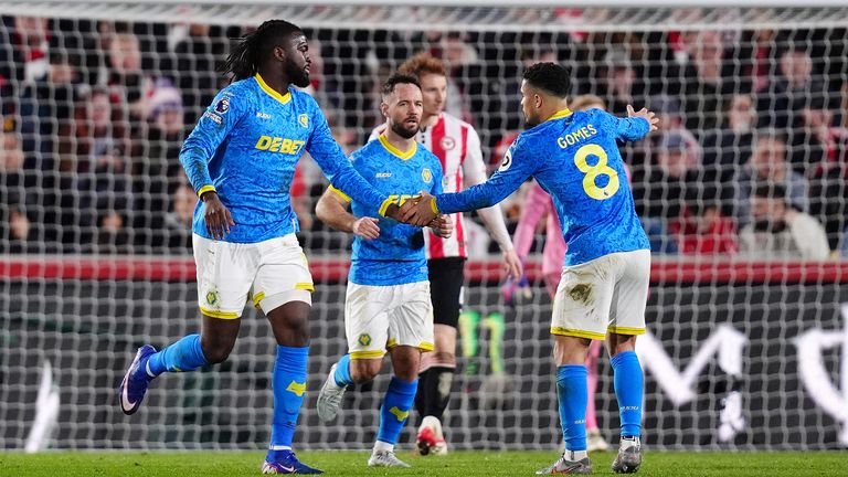 Wolves equalise vs Brentford