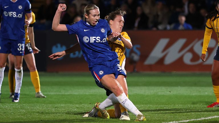Lexi Potter restores Chelsea's lead against Brighton