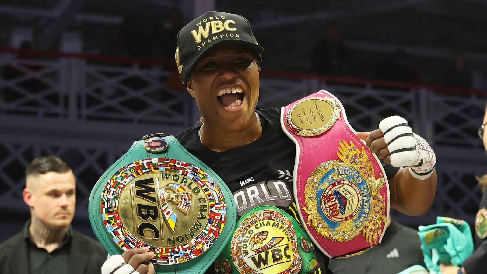 Caroline Dubois defeats Terri Harper to win world championship grudge match and unify WBC and WBO lightweight titles