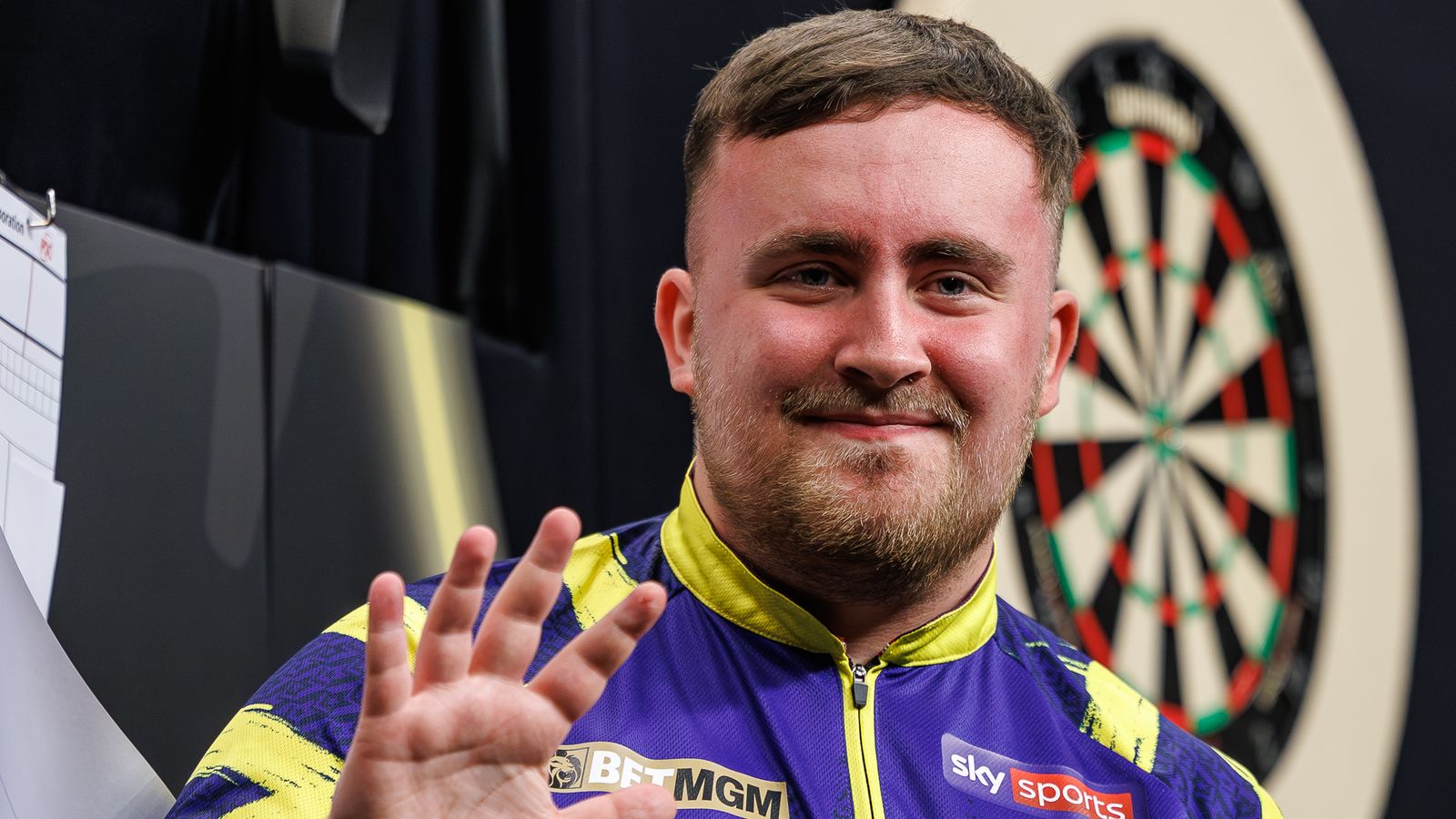 Premier League Darts: Luke Littler beats Luke Humphries in Night 13 final in Aberdeen to move top of table