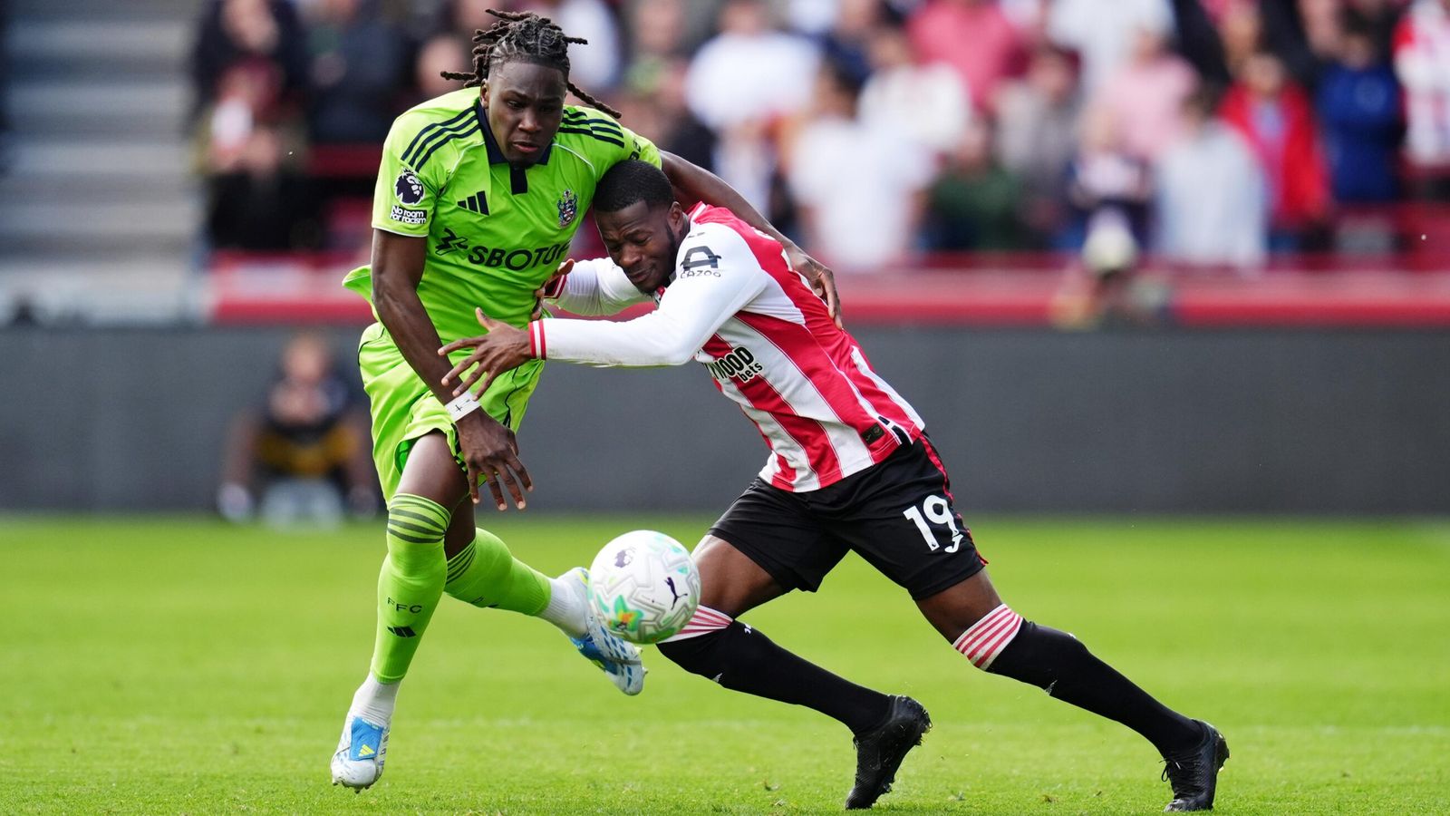Brentford 0-0 Fulham: Keith Andrews' side miss chance to go into Premier League top six after Bernd Leno makes last-minute wonder save