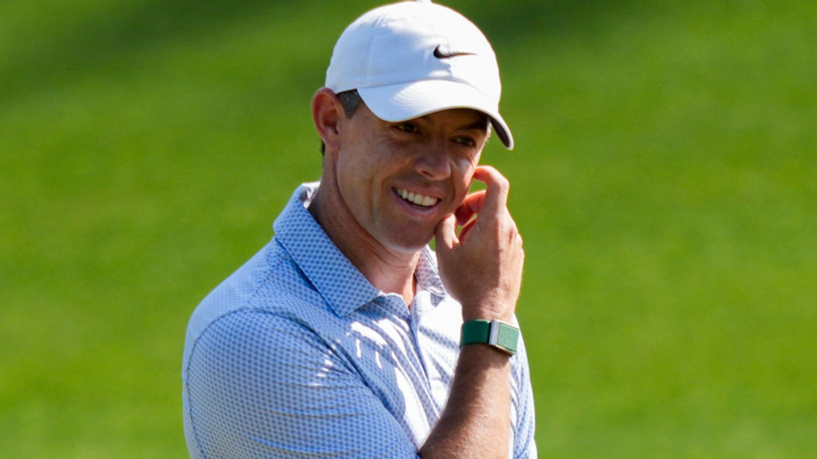 https://e0.365dm.com/26/04/1600x900/skysports-rory-mcilroy-the-masters_7218436.jpg?20260412221151