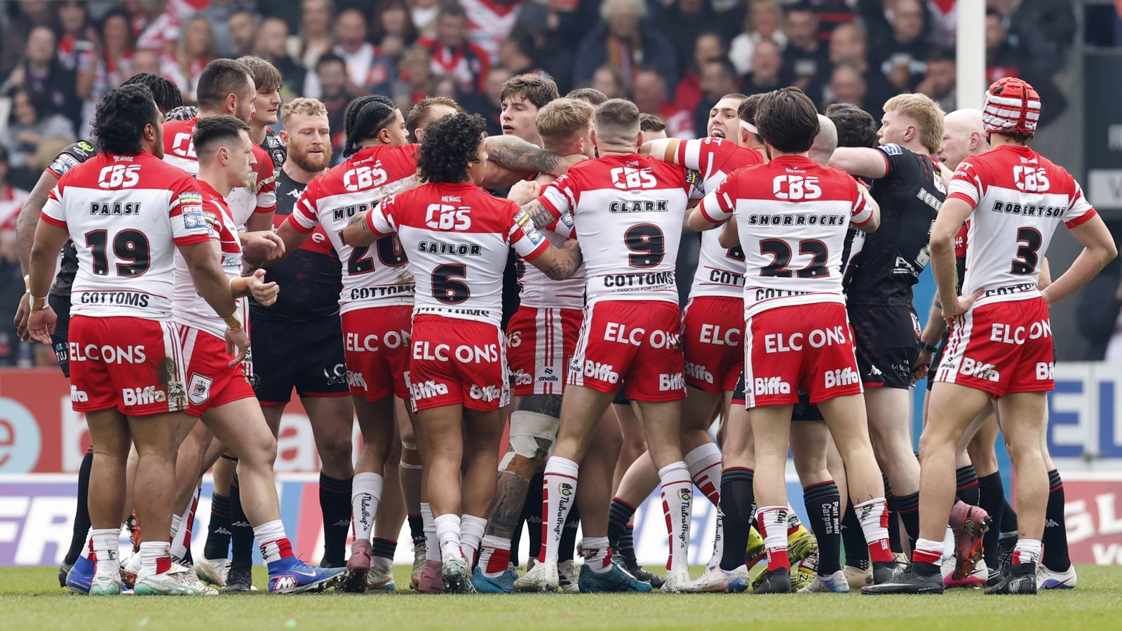 Rivals Round LIVE! Updates, scores, videos, analysis reports with Hull KR, Hull FC, St Helens, Wigan Warriors, Leeds Rhinos, Bradford Bulls in action