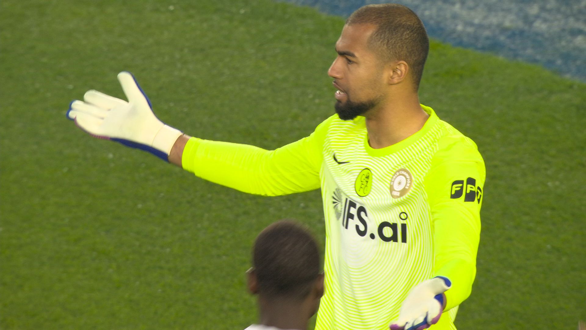 Sanchez makes brilliant stop to deny Mitoma