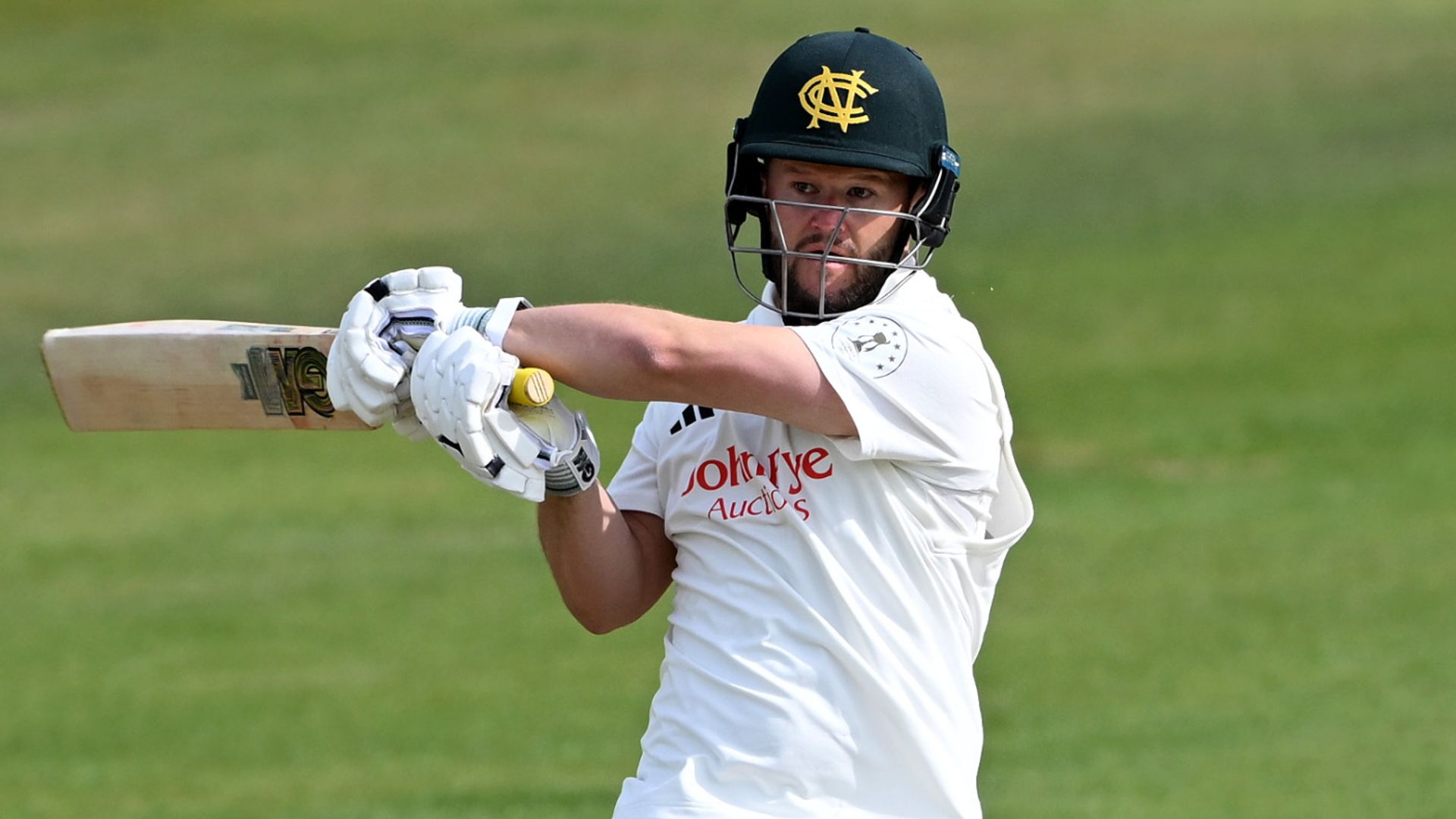 Duckett makes first half-century of season for Nottinghamshire