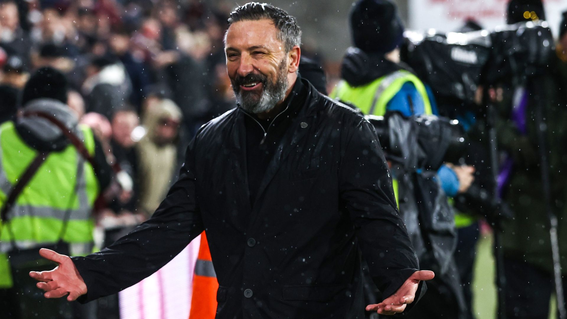 Hearts' McInnes ready for 'most dramatic fixture' against Celtic