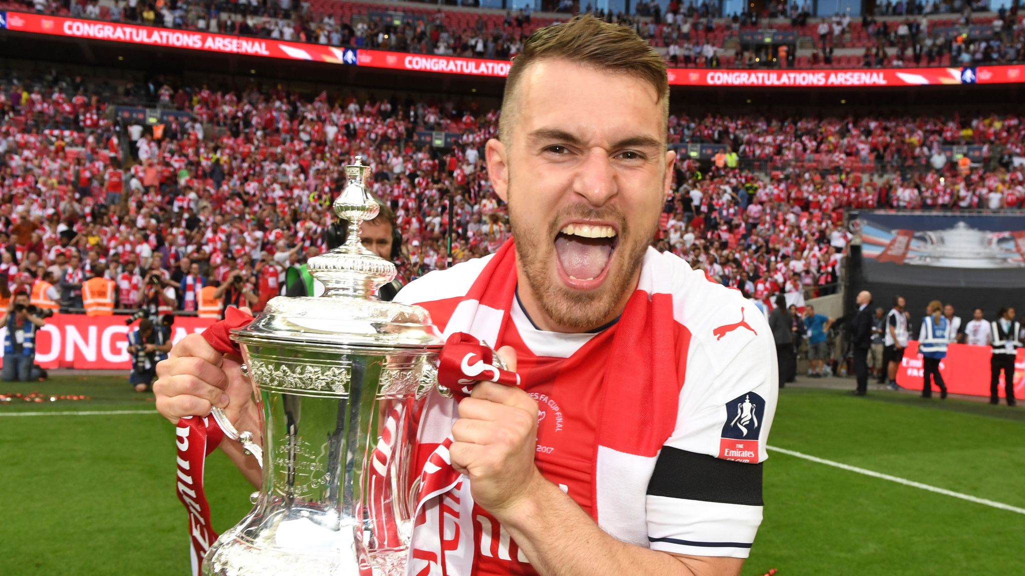 Oxford United: Aaron Ramsey appointed head coach after Matt Bloomfield exit