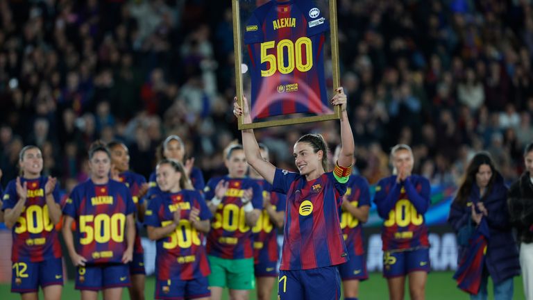 Barcelona's Alexia Putellas celebrates her 500th club appearance