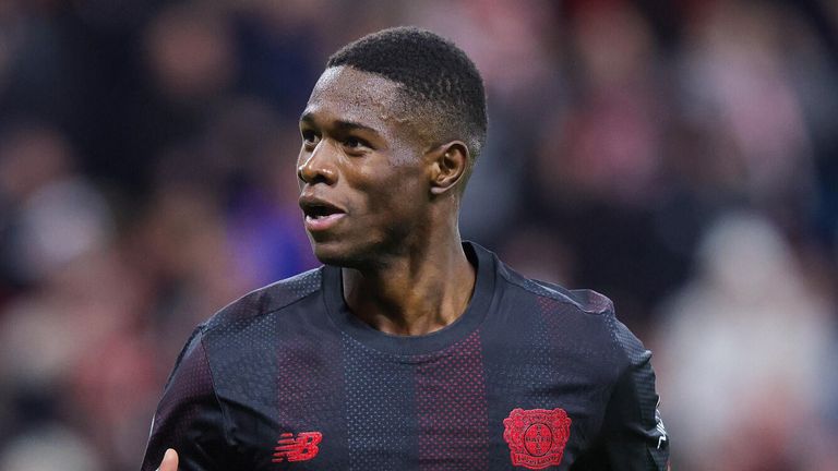 Transfer Centre LIVE! 'Arsenal monitoring Leverkusen teenager Kofane'