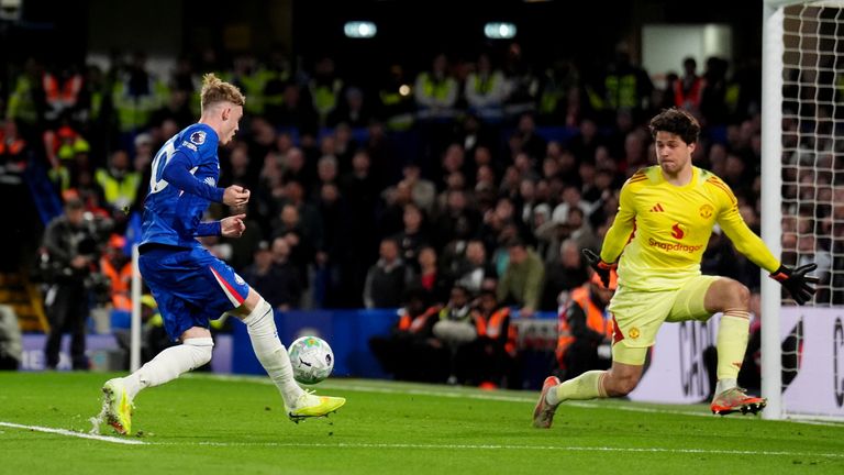 Chelsea's Cole Palmer has a shot at goal during the Premier League match at the Stamford Bridge, London. Picture date: Saturday April 18, 2026. PA Photo. Photo credit should read: John Walton/PA Wire...RESTRICTIONS: EDITORIAL USE ONLY No use with unauthorised audio, video, data, fixture lists, club/league logos or "live" services. Online in-match use limited to 120 images, no video emulation. No use in betting, games or single club/league/player publications.