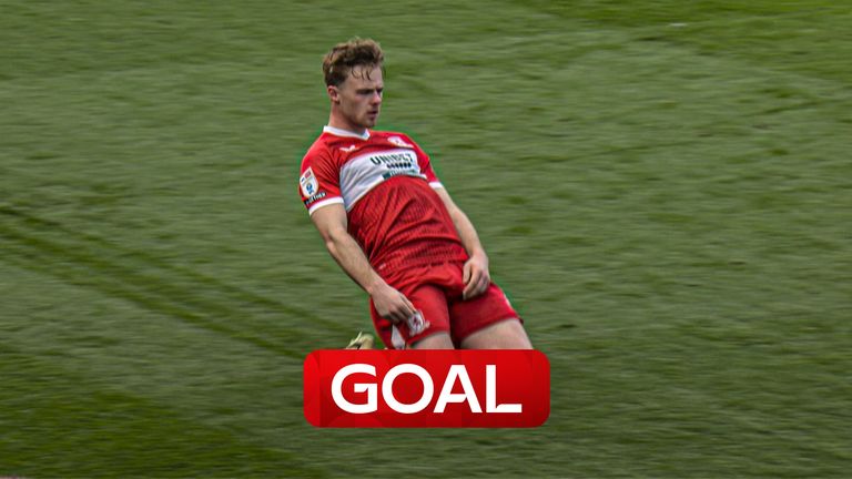 Middlesbrough take back the lead against Ipswich with Tommy Conway's sweeping effort.