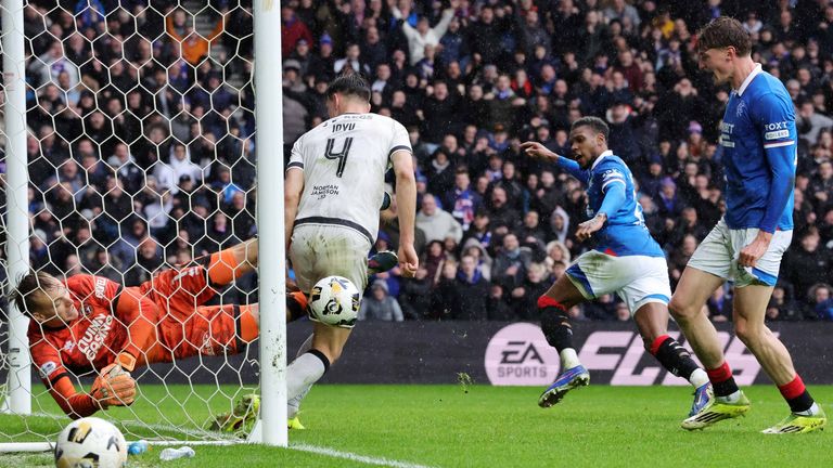 Dujon Sterling doubles Rangers' lead against Dundee United