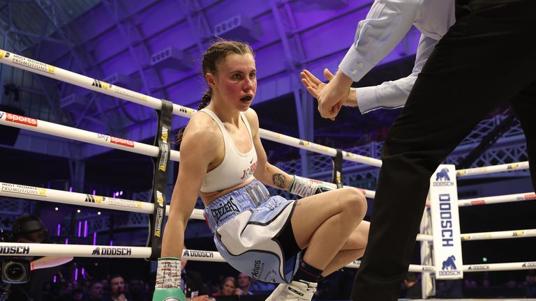 Emma Dolan is stunned in her world title fight.