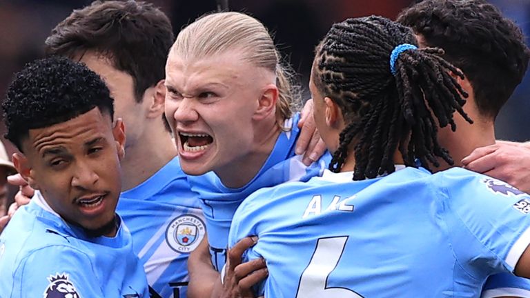 Erling Haaland and his Manchester City team-mates celebrate their win over Arsenal