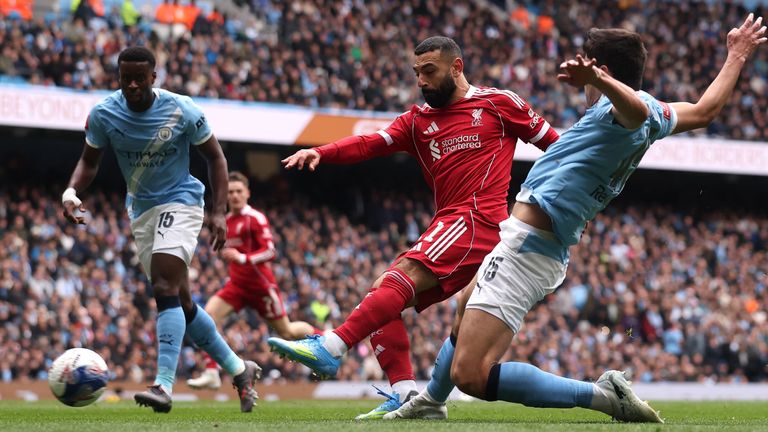Mohamed Salah spurns a chance to open the scoring for Liverpool at the Etihad