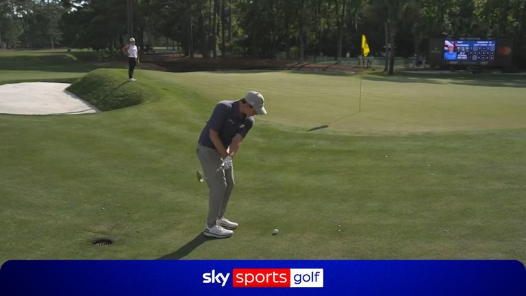 The Audi Performance Zone analyses Matt Fitzpatrick's cross-handed chipping.