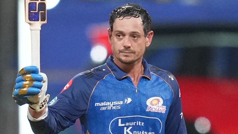 Mumbai Indians' Quinton de Kock celebrates his IPL century against Punjab Kings (AP)
